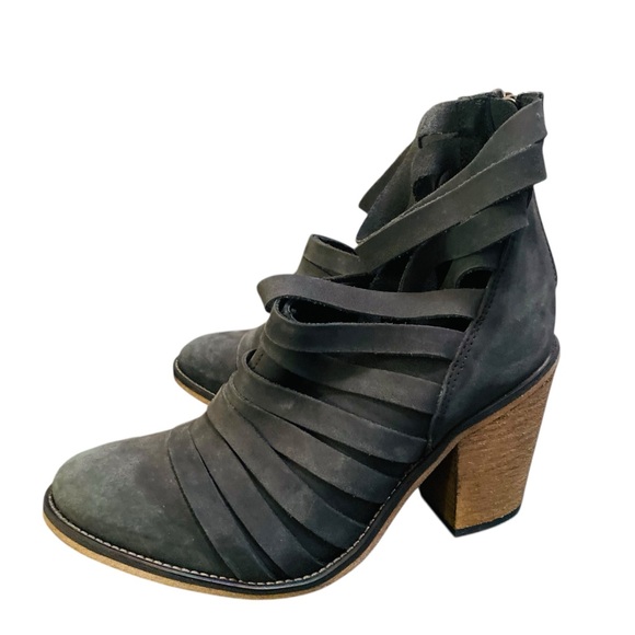Free People Hybrid Strappy Nubuck Leather Ankle Booties Boots Heeled Black 39 - Picture 5 of 10